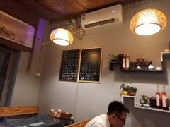 -蜗牛小馆醉乡民谣云南菜(惠新西里店)