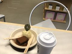 -HUGS coffee(东区店)