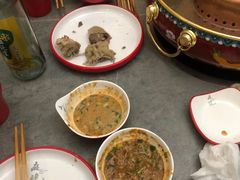 -毛辣果·贵州红酸汤牛肉火锅(西单店)