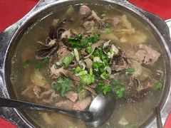-谢老五跷脚牛肉·非遗传承店