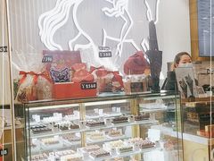 面包甜点陈列柜-GODIVA(万象城店)