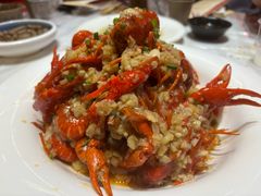 -肥肥虾庄·金牌油焖大虾(首义路店)