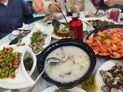 -覃记海鲜美食餐厅