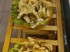 -菌海森林·非遗野生菌火锅(西山区滇池路摩根道店)