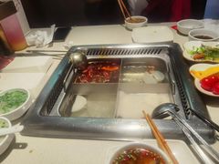 -海底捞火锅鲜切牛肉主题店(长寿路店)