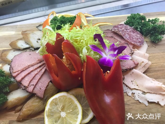 大雁塔假日酒店·绿茵阁西餐厅图片