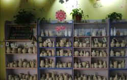 -泥娃娃DIY陶吧(易生活购物公园店)