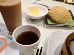 -新大咀港式茶餐厅(宝山万达店)