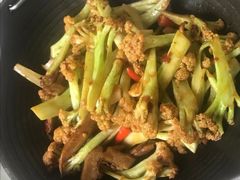 干锅菜花-旺顺阁鱼头泡饼(常营店)