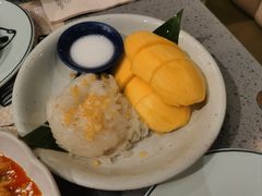 -Kub Kao Kub Pla (Terminal21)