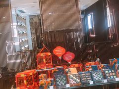 -VENCHI 闻绮(上海佛罗伦萨小镇店)