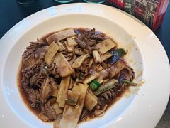 -老牌坊鲁菜名店(美莲广场店)