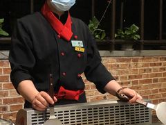 -悦巷海鲜自助铁板烧(秦皇东大街店)