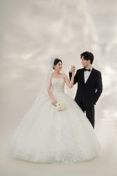 -雪中彩影婚纱摄影·微光艺术中心