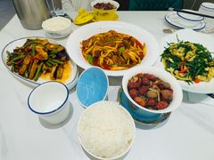 -民族手抓羊肉馆·滩羊手抓·烤全羊