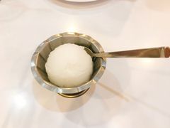 椰子冰淇淋-Krua Apsorn