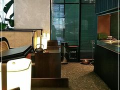 -铭牛烧肉·和牛海鲜自助(高新月牙湖店)