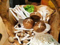 -捞王锅物料理(上海世茂广场店)