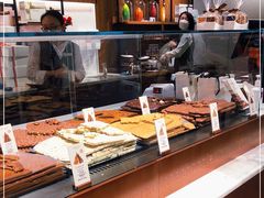 -Laderach 莱德拉(上海环贸iapm店)