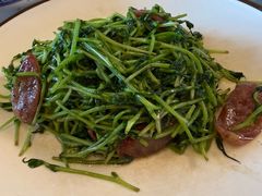 鸡油腊味炒豆苗-潮界(LU·ONE凯德晶萃广场店)