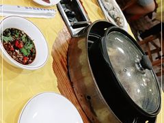 -濠轩阁特色生蚝火锅(水湾路店)