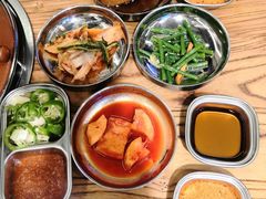 小菜-枣玛尔脊骨汤·烤肉(西塔总店)