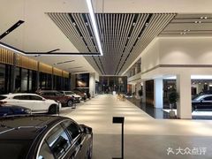 -宁波宝信宝马4S店(江北日湖店)