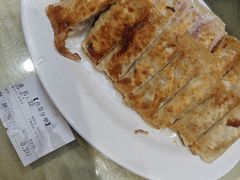 海三鲜锅贴-大眼锅贴水饺(河东店)