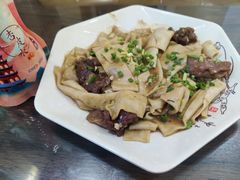 -壹阁胡羊焖饼(特色小吃街店)