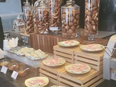 -唐拉雅秀酒店-西锦汇空中BBQ·思创餐厅