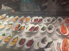 -雍容荟帝王蟹活龙虾展台自助(IFS黑金店)