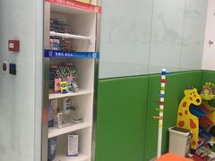 -岳辰齿科(浦东长泰店)