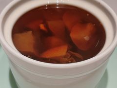 桃胶银耳炖雪梨-老太原菜馆(万达店)