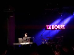 -TZ House音乐现场(茅台店)