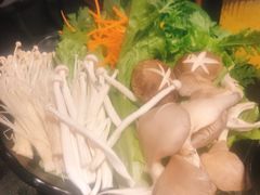 -红钳侠小龙虾·烧烤(中赢康康谷店)