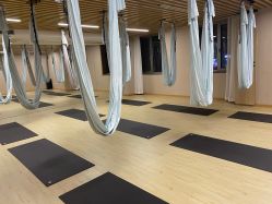 -酉嘉瑜伽YO+YOGA