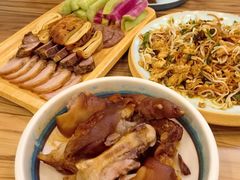 -合合春饼·酱骨·东北菜(潘家园店)