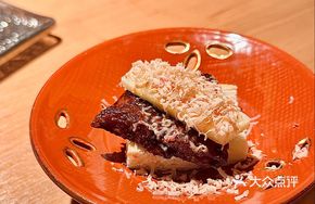 Foie Gras Snowflake Tartare Sandwich