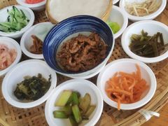 -包整·丝娃娃(一览甲秀楼风景店)