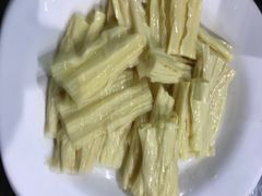 -黑山牛肉汤火锅(花城汇店)