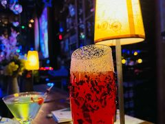 烈焰红唇-胡桃里音乐酒馆(四道口店)