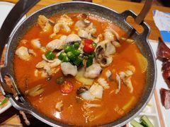 -老滇山寨•云南特色菜•地方菜•民族风情歌舞表演(金碧店)