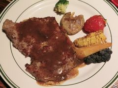 -凯撒城堡西餐厅(颐和国际店)