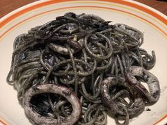 威尼斯风味墨鱼汁意面-萨莉亚意式餐厅(杭州滨江天街店)