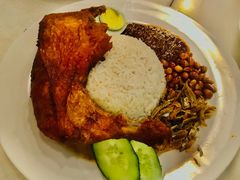 椰浆饭-何九海南茶店(鬼仔巷店)