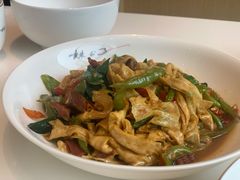火腿炒农家豆腐皮-辣公子·千岛湖私房菜(滨江店)