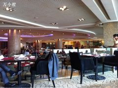 -咖啡苑自助餐厅·中国大饭店