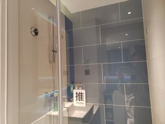 -珠海拱北口岸智选假日酒店