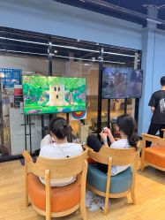 -飞吧潮玩运动蹦床游乐场