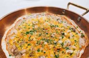Golden Pot Oyster Pancake